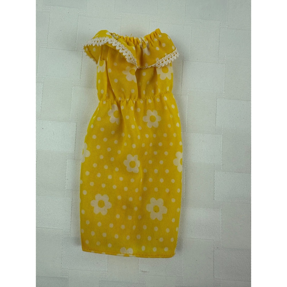 Vintage‎ Barbie 1978 Best Buy Fashion #1352 Yellow Dress